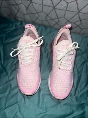 Nike Pink Women’s Air 270 Style Sneakers. Size 6.5/5Y